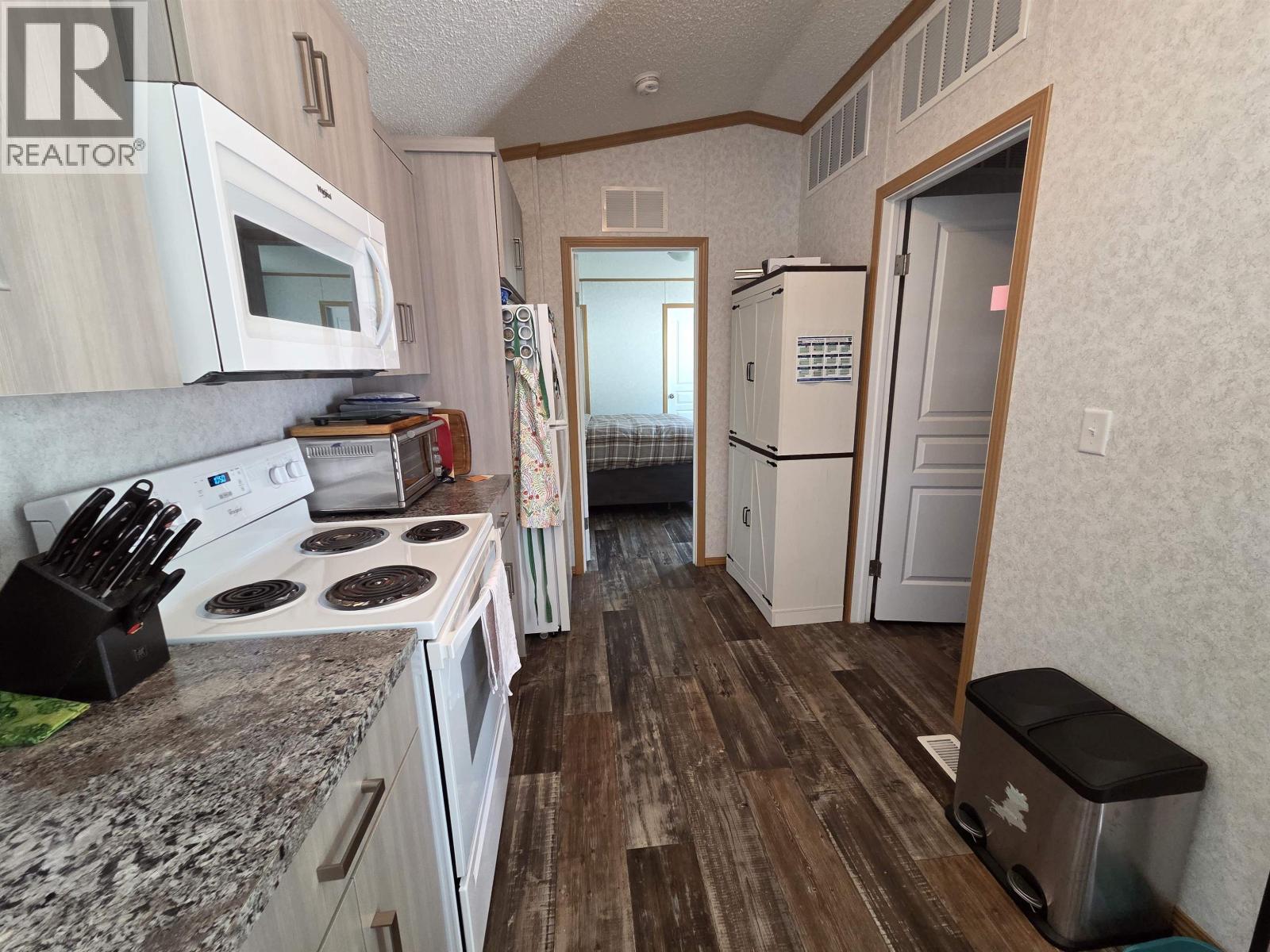 121 5204 Ackroyd Street, Terrace, British Columbia  V8G 1E6 - Photo 6 - R3158010