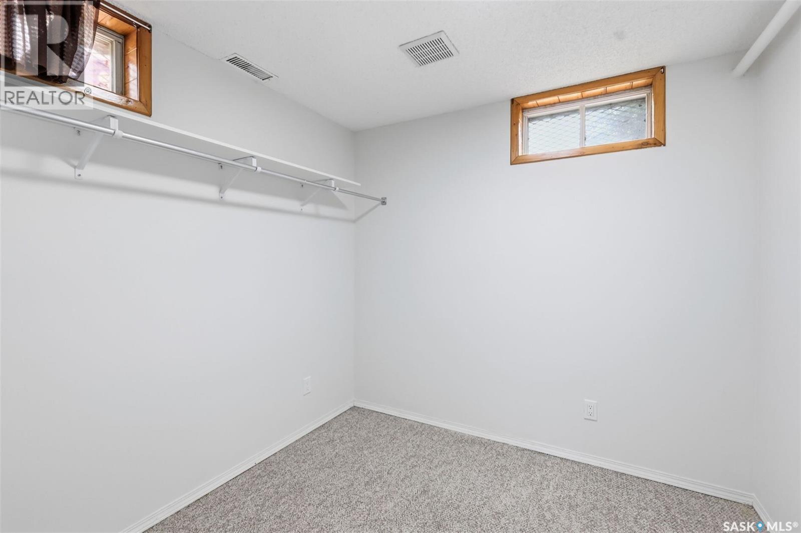 1535 Laura Avenue, Saskatoon, Saskatchewan S7N 2R8 - Photo 26 - SK046293