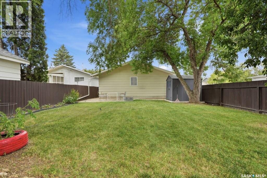 1535 Laura Avenue, Saskatoon, Saskatchewan S7N 2R8 - Photo 31 - SK046293