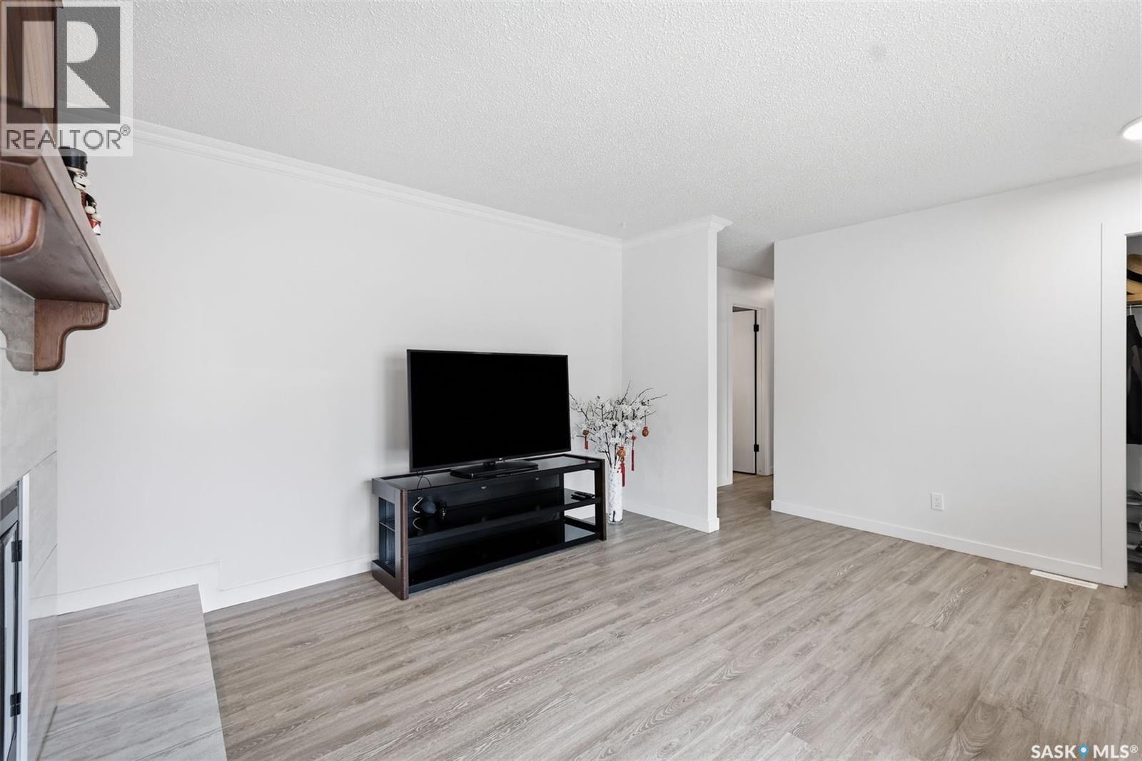 1535 Laura Avenue, Saskatoon, Saskatchewan S7N 2R8 - Photo 6 - SK046293