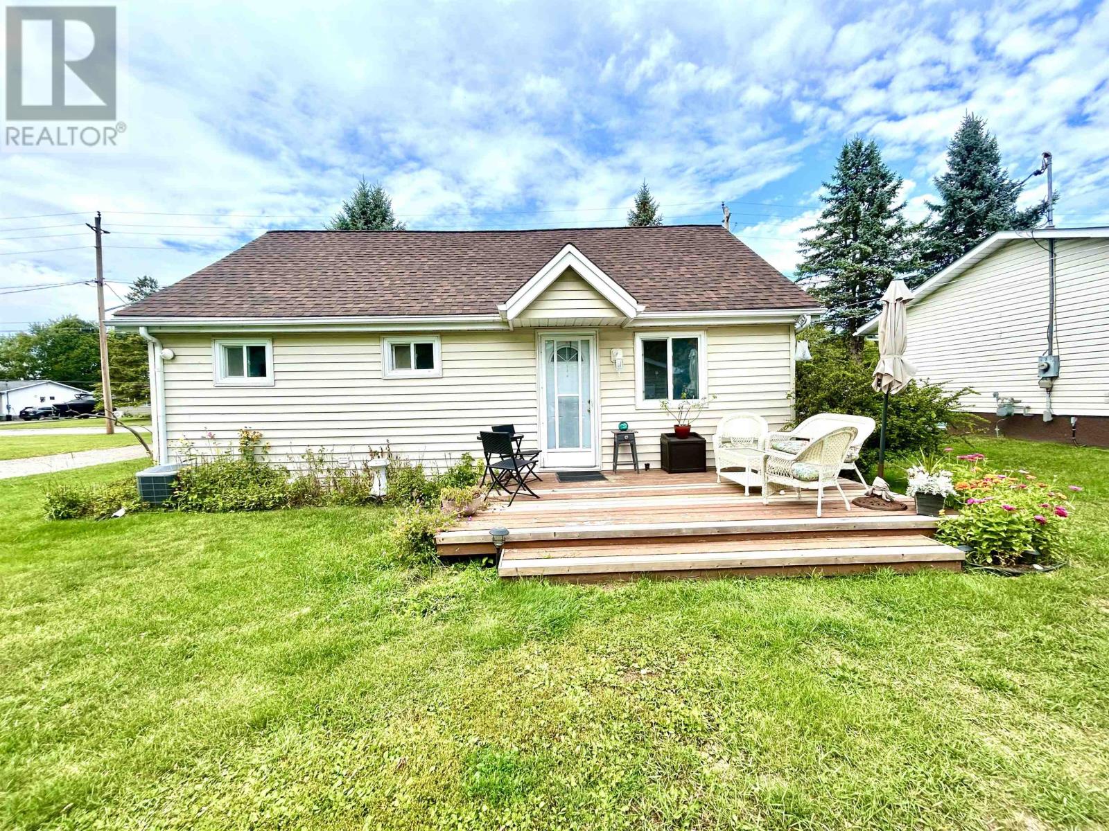 1313 Fifth Street East, Fort Frances, Ontario  P9A 1W2 - Photo 2 - TB2602473