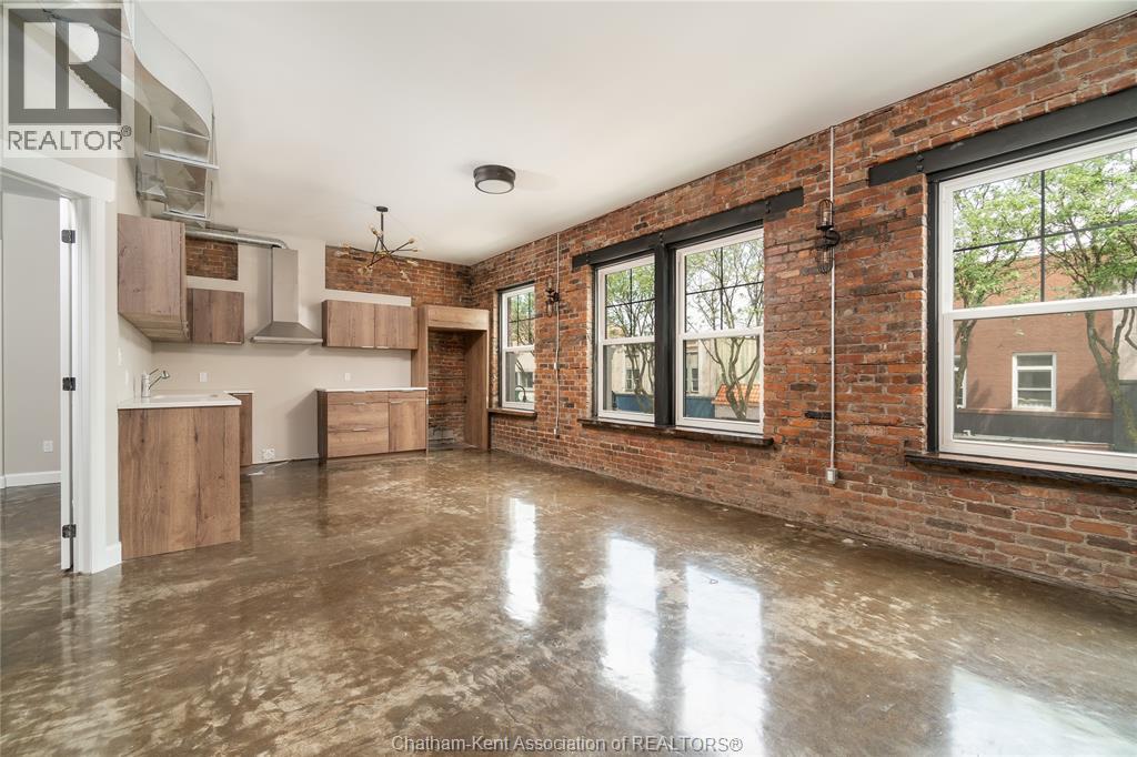 140 King STREET West Unit# 201, Chatham, Ontario