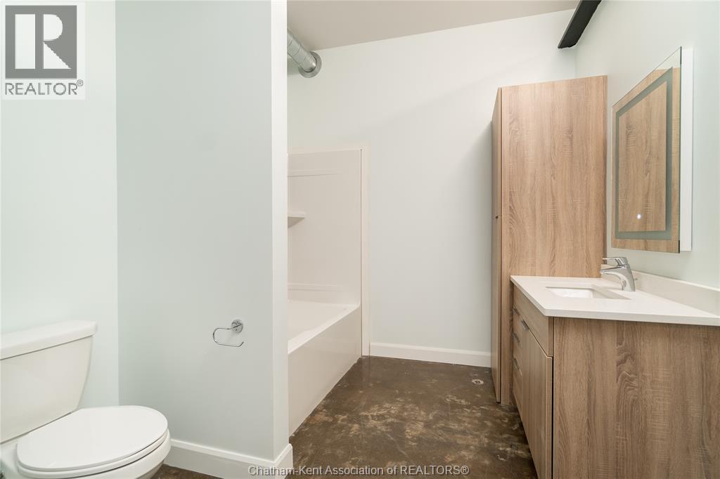 140 King Street West Unit# 201, Chatham, Ontario  N7M 1E3 - Photo 4 - 26020501