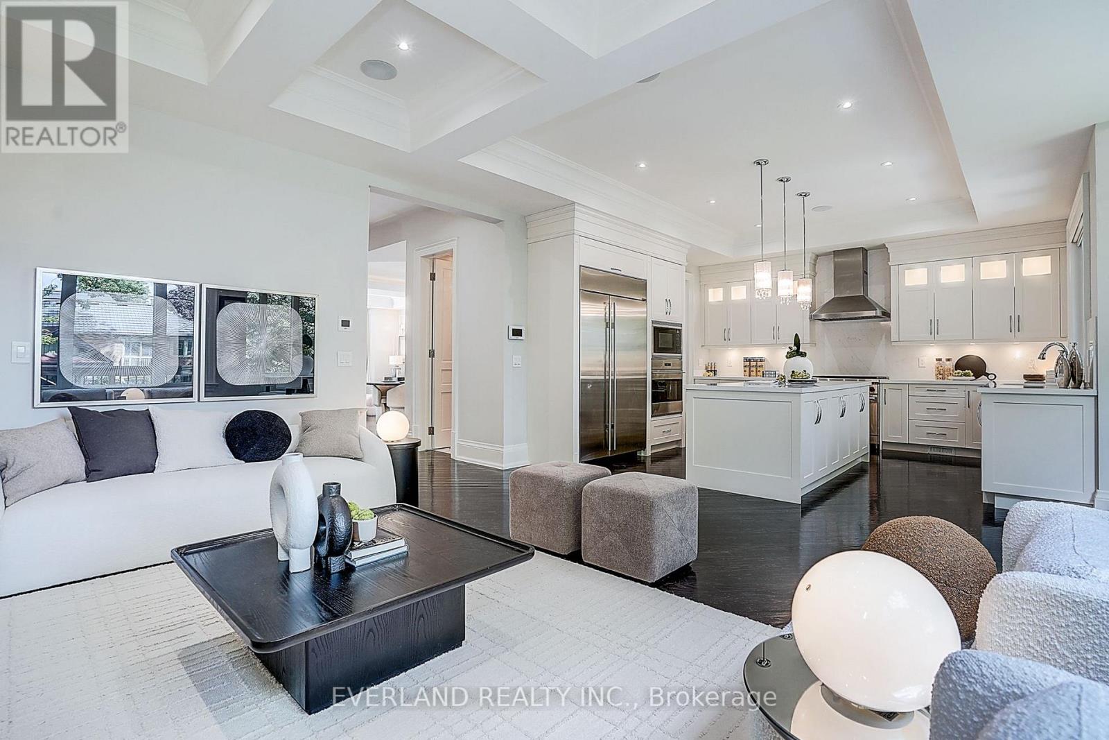 274 Joicey Boulevard, Toronto, Ontario  M5M 2V7 - Photo 15 - C13702940