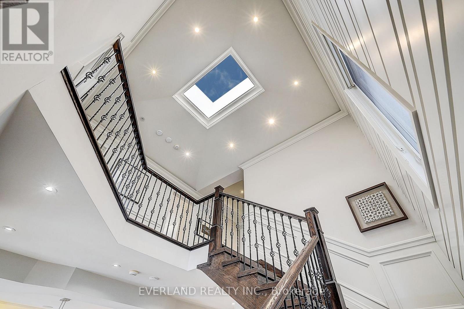 274 Joicey Boulevard, Toronto, Ontario  M5M 2V7 - Photo 24 - C13702940