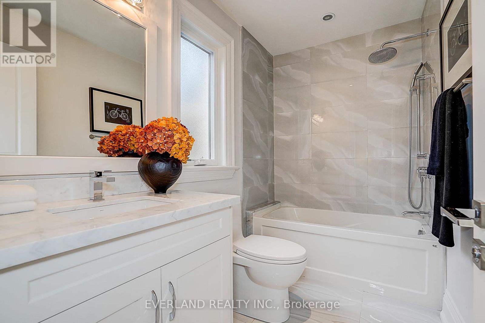 274 Joicey Boulevard, Toronto, Ontario  M5M 2V7 - Photo 31 - C13702940