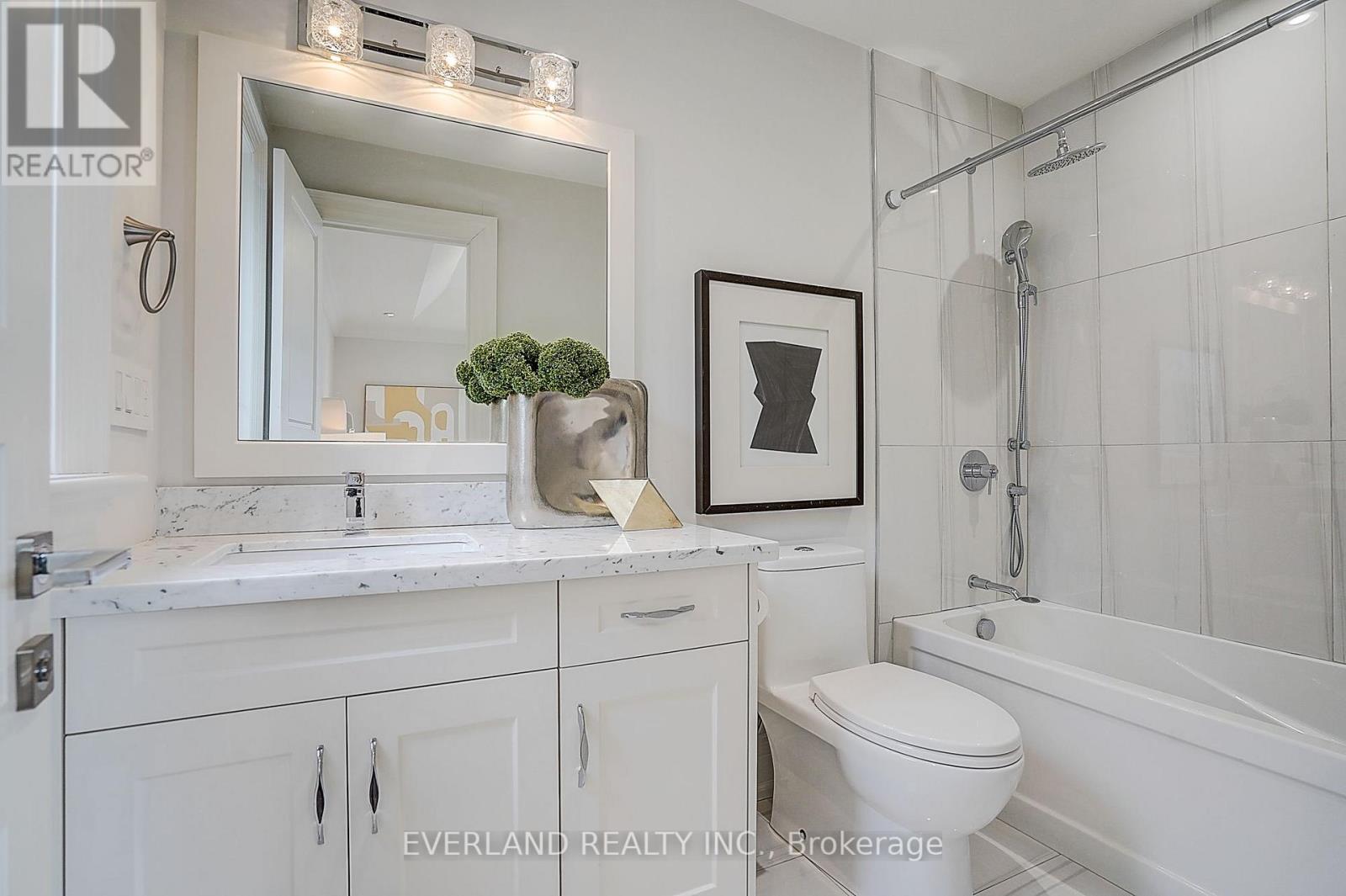 274 Joicey Boulevard, Toronto, Ontario  M5M 2V7 - Photo 33 - C13702940