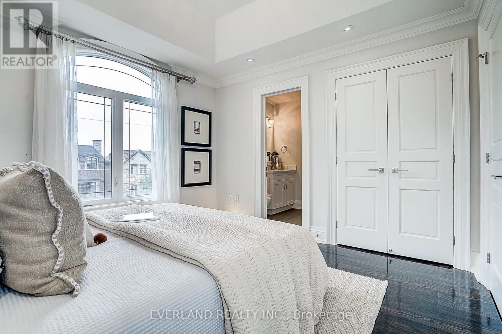 274 Joicey Boulevard, Toronto, Ontario  M5M 2V7 - Photo 35 - C13702940