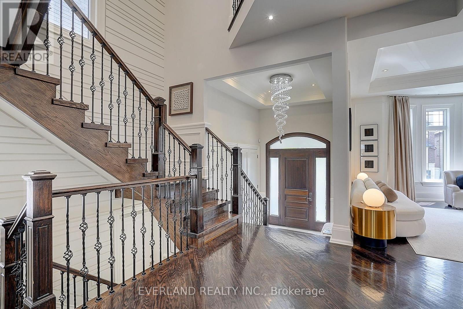 274 Joicey Boulevard, Toronto, Ontario  M5M 2V7 - Photo 5 - C13702940