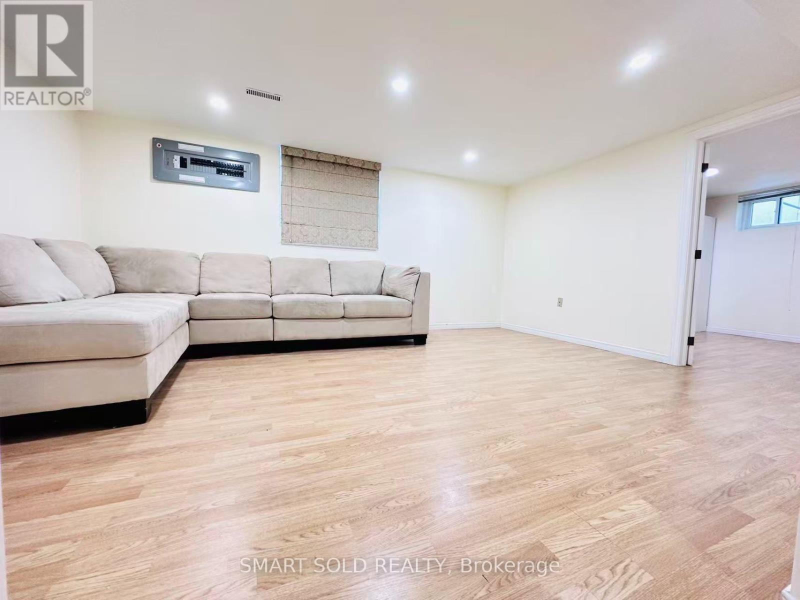 Basement - 22 Hemingway Crescent, Markham, Ontario  L3R 2A4 - Photo 4 - N13702934