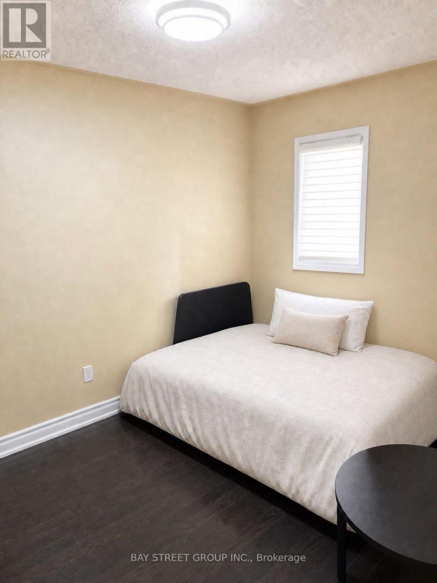 Upper - 19 Casabel Drive, Vaughan, Ontario  L6A 3M5 - Photo 6 - N13702936