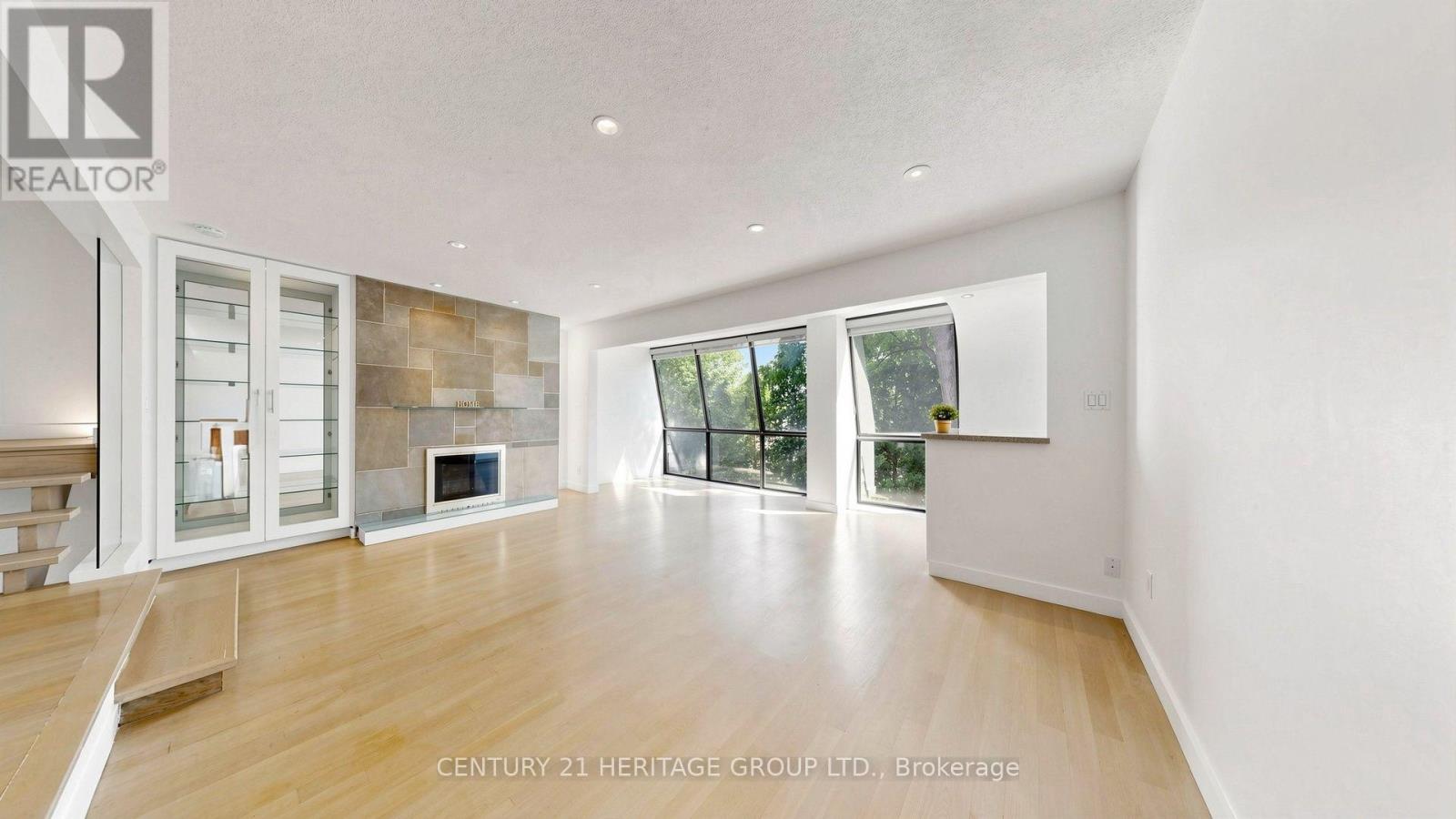 59 Cricklewood Crescent, Markham, Ontario  L3T 4T8 - Photo 6 - N13702952