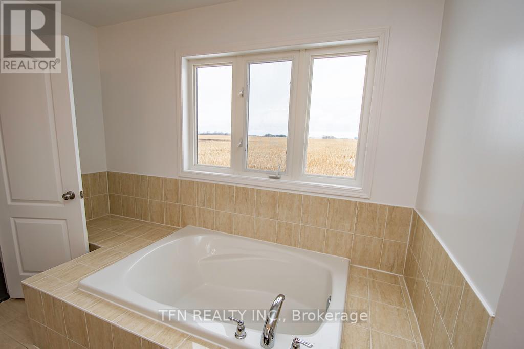 24 Don Hadden Crescent, Brock, Ontario  L0C 1H0 - Photo 15 - N13702960