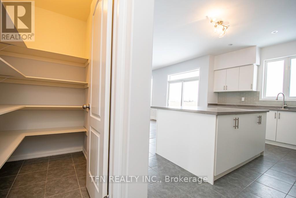 24 Don Hadden Crescent, Brock, Ontario  L0C 1H0 - Photo 9 - N13702960