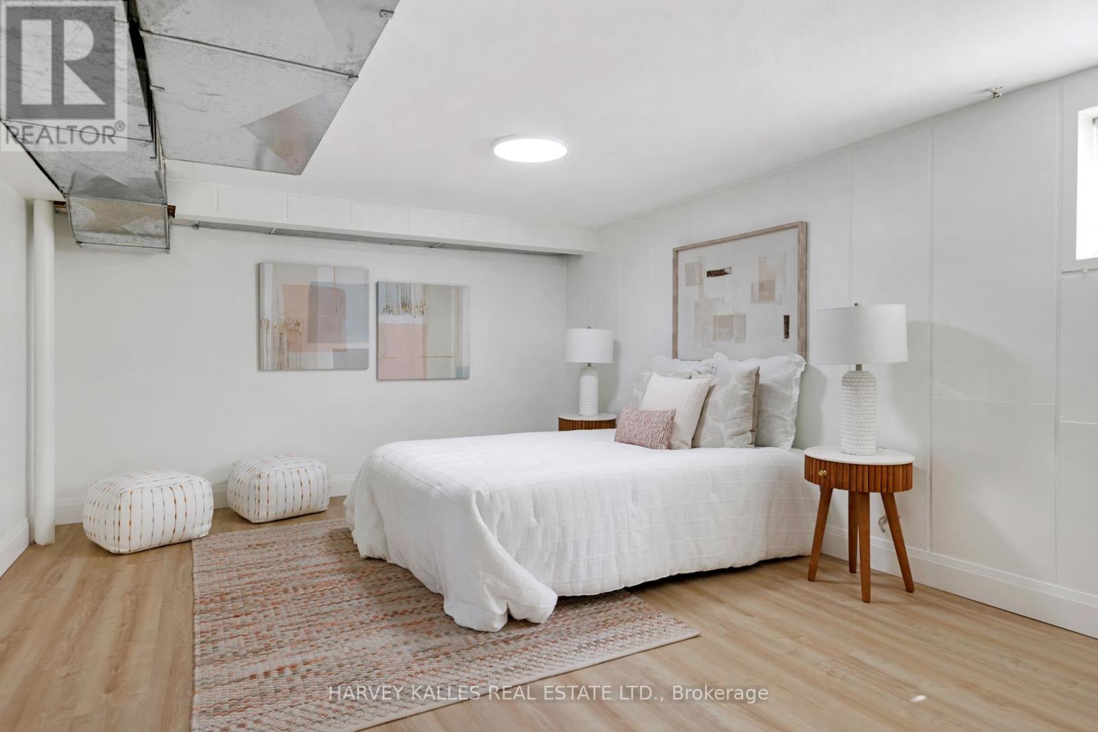 215 Edenbridge Drive, Toronto, Ontario  M9A 3G9 - Photo 44 - W13702956