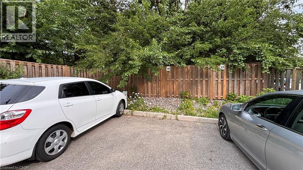 122 Courtland Avenue E Unit# 14, Kitchener, Ontario  N2G 0B8 - Photo 14 - 40853728