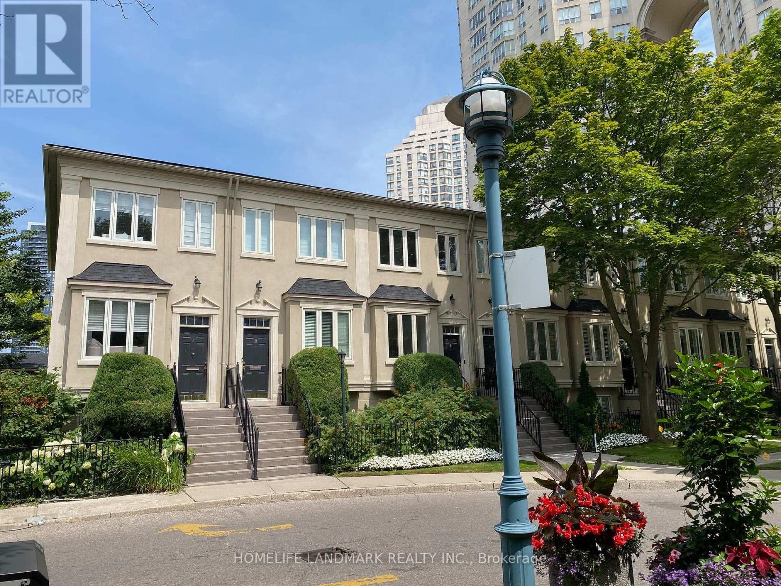 B - 2283 Lake Shore Boulevard W, Toronto, Ontario  M8V 1A6 - Photo 3 - W13702966