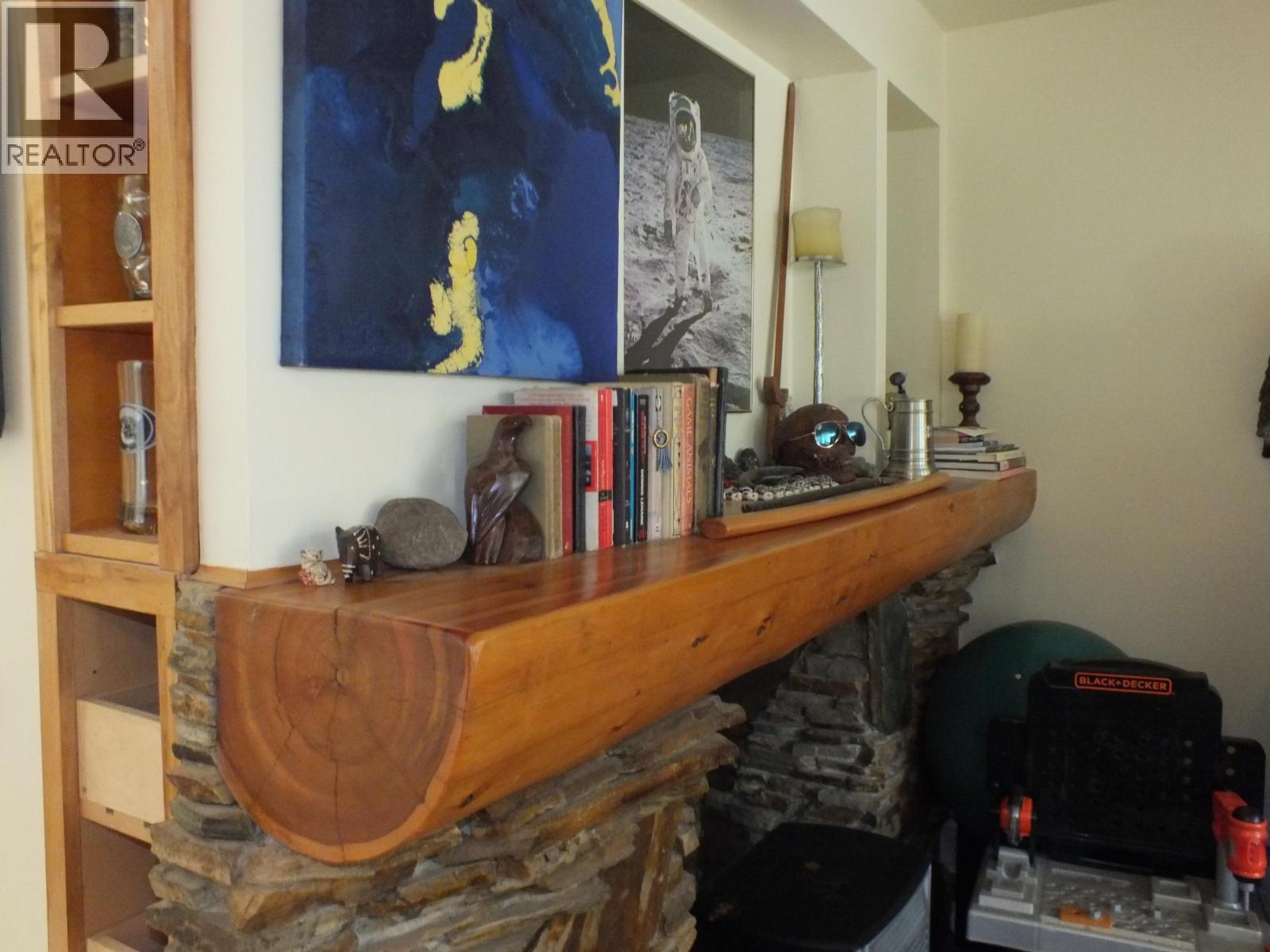 9841 Talbot Road, Nelway, British Columbia  V0G 1Z0 - Photo 13 - 10372904