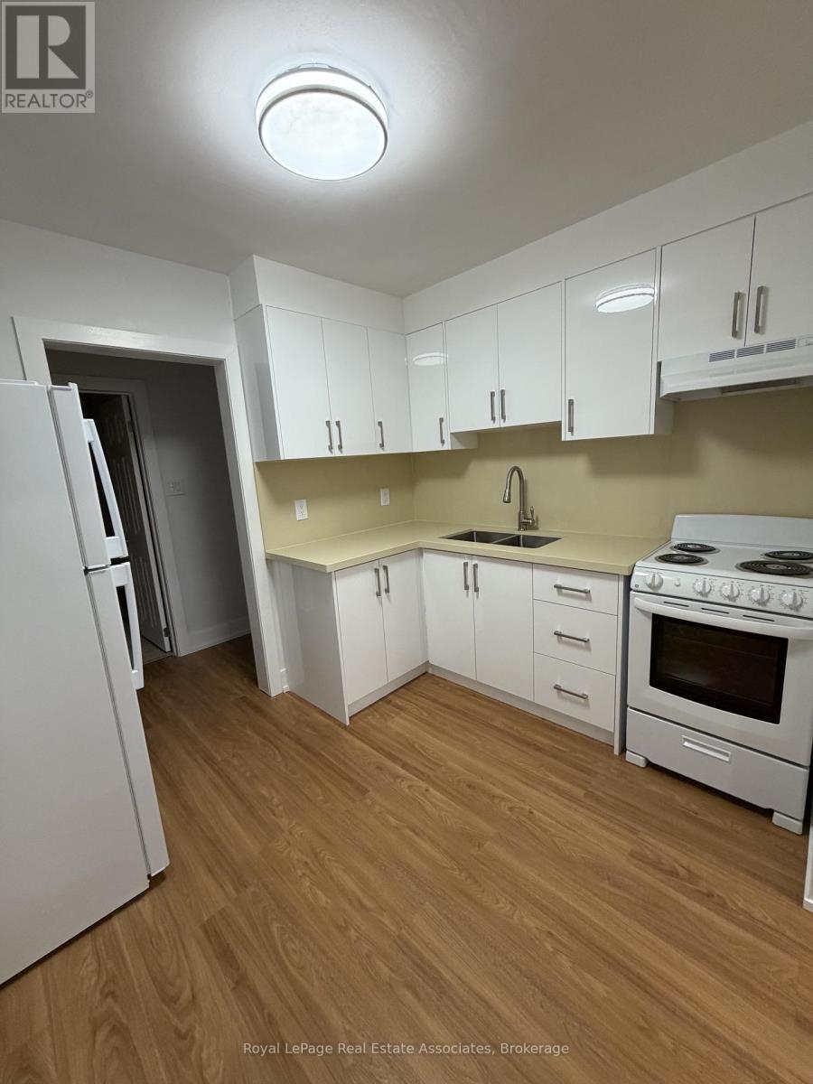 1 - 3877 BATHURST STREET, Toronto, Ontario