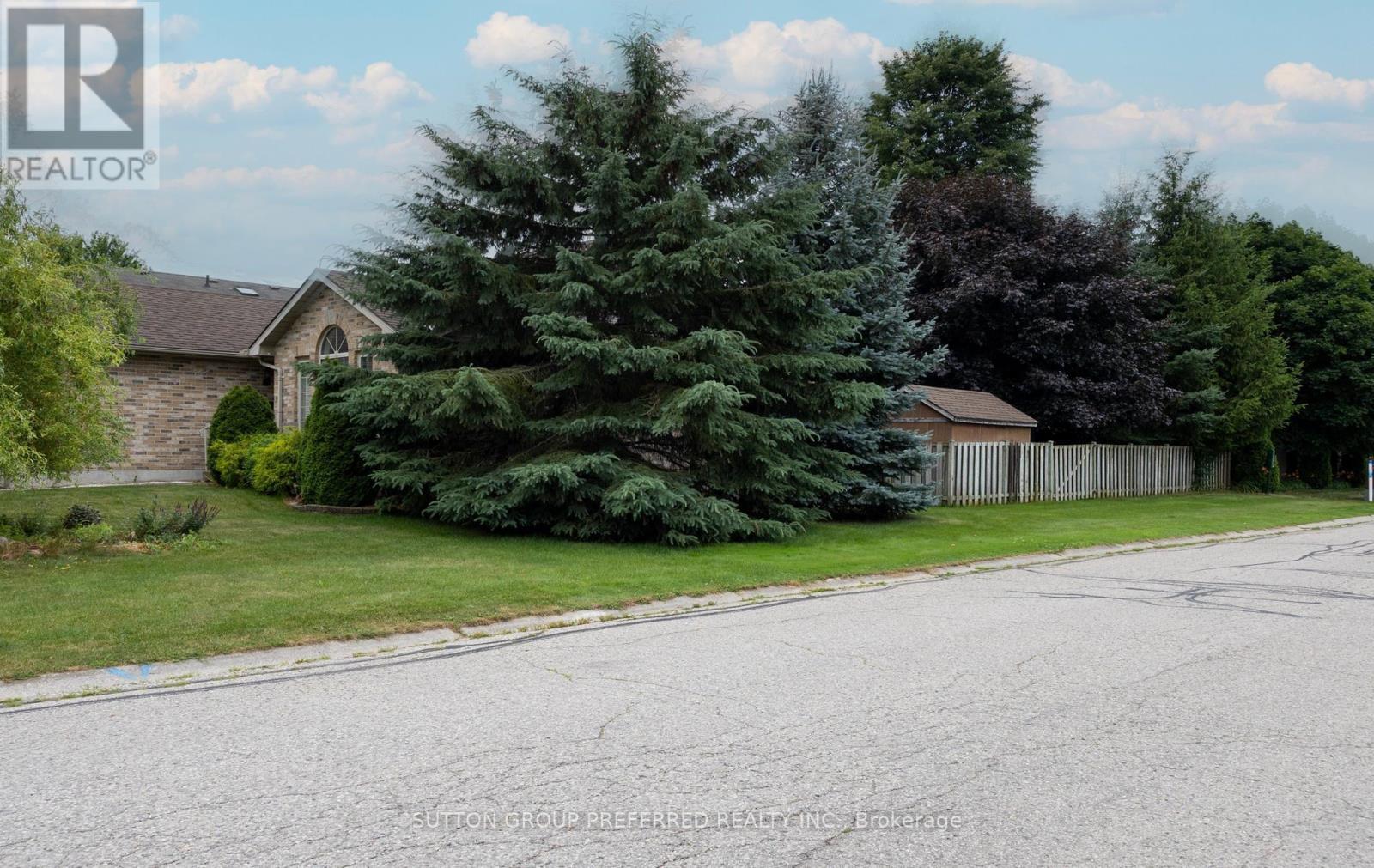 254 Kettle Creek Drive, Central Elgin, Ontario  N0L 1B0 - Photo 3 - X13543084