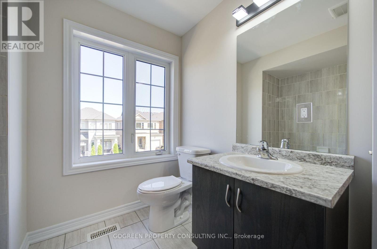 5 Applegate Drive, East Gwillimbury, Ontario  L9N 0R2 - Photo 25 - N13702570