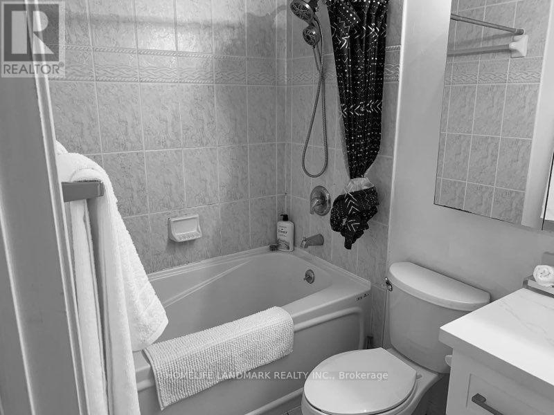 808 - 909 Bay Street, Toronto, Ontario  M5S 3G2 - Photo 6 - C13702980