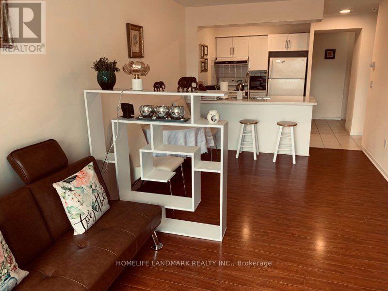 808 - 909 Bay Street, Toronto, Ontario  M5S 3G2 - Photo 7 - C13702980