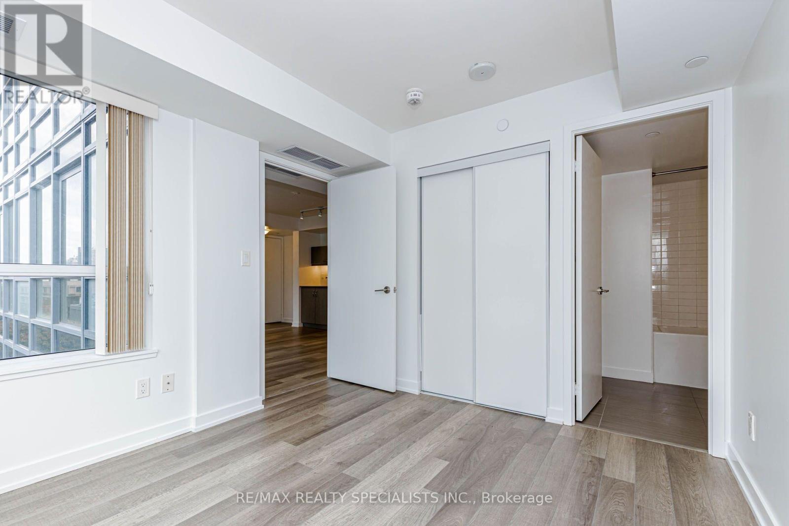 604 - 181 Huron Street, Toronto, Ontario  M5T 0C1 - Photo 15 - C13703004
