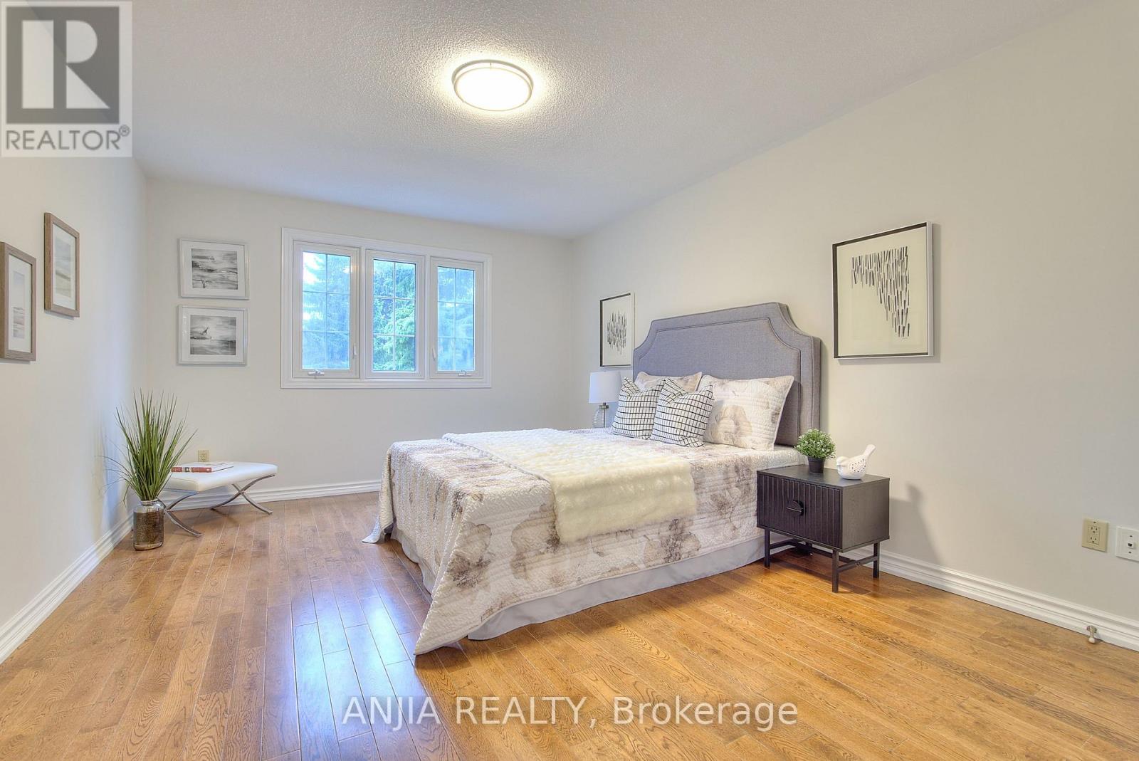 22 Chiltern Hill, Richmond Hill, Ontario  L4B 3B8 - Photo 10 - N13702974