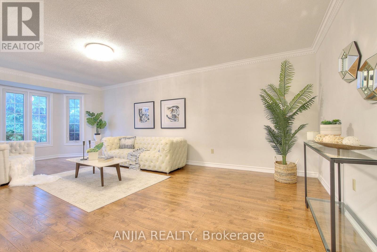 22 Chiltern Hill, Richmond Hill, Ontario  L4B 3B8 - Photo 3 - N13702974