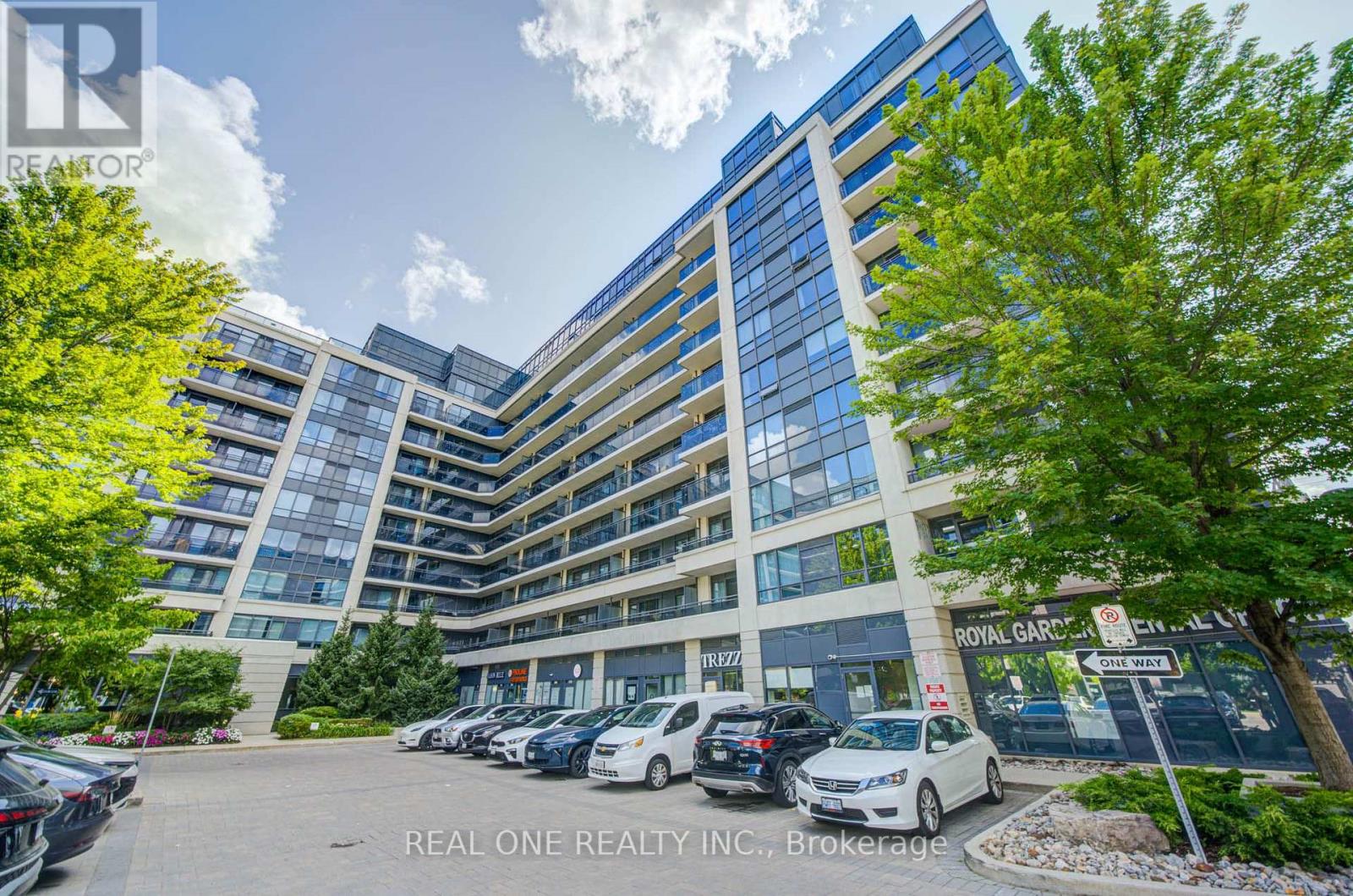 707 - 372 HIGHWAY 7 E WAY, Richmond Hill, Ontario