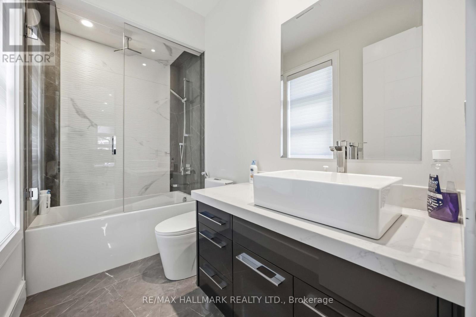 66 Forest Grove Drive, Toronto, Ontario  M2K 1Z6 - Photo 32 - C13696058