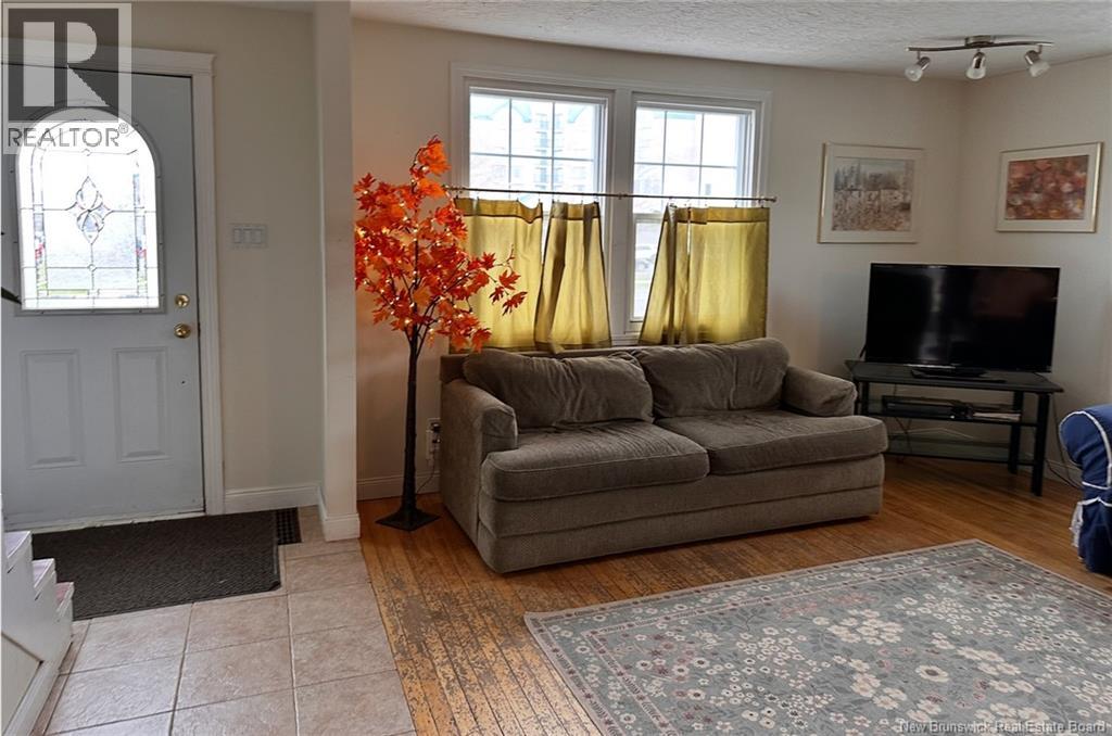 230 Woodstock Road, Fredericton, New Brunswick  E3B 2H7 - Photo 9 - NB138638