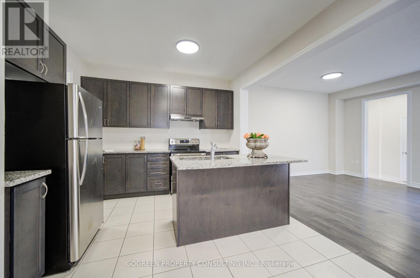 5 Applegate Drive, East Gwillimbury, Ontario  L9N 0R2 - Photo 13 - N13702570