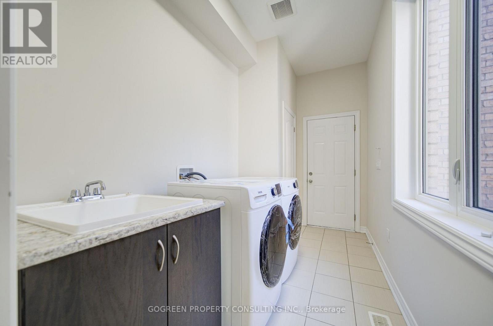 5 Applegate Drive, East Gwillimbury, Ontario  L9N 0R2 - Photo 22 - N13702570