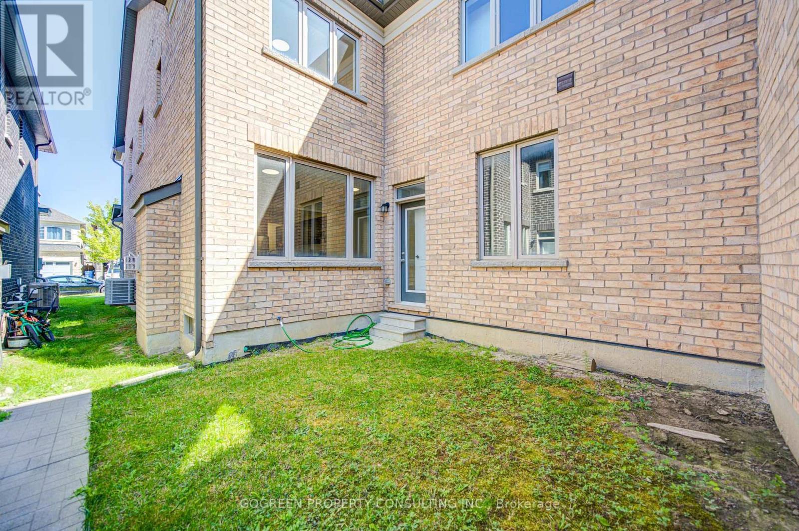 5 Applegate Drive, East Gwillimbury, Ontario  L9N 0R2 - Photo 21 - N13702570