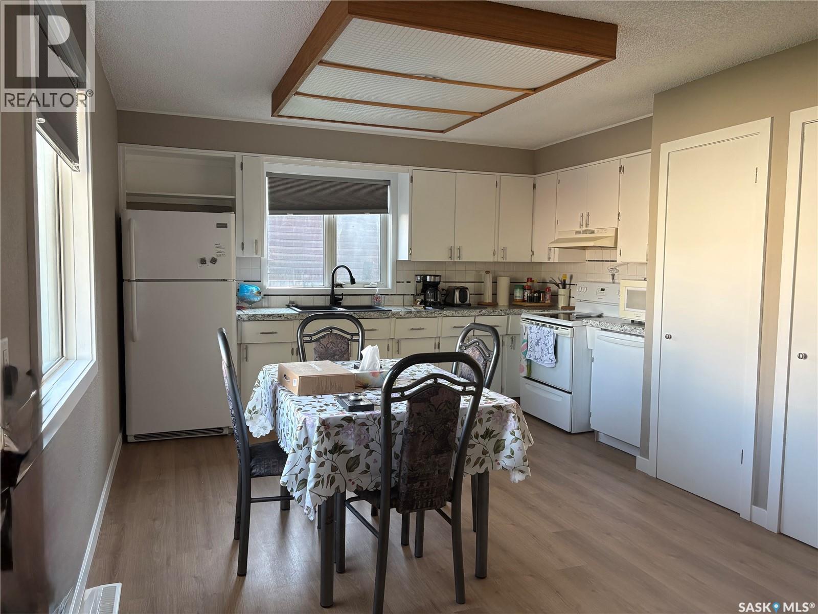113 First Street W, Carlyle, Saskatchewan  S0C 0R0 - Photo 2 - SK046055