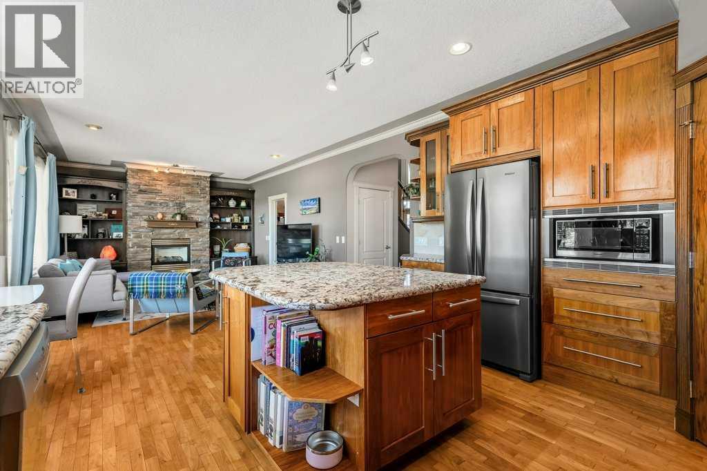 40 Sienna Park Crescent SW, Calgary, Alberta  T3H 5K7 - Photo 9 - A2336258