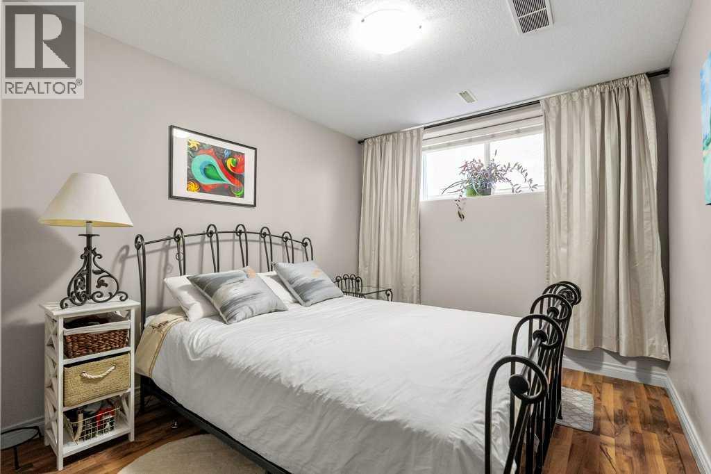 40 Sienna Park Crescent SW, Calgary, Alberta  T3H 5K7 - Photo 38 - A2336258