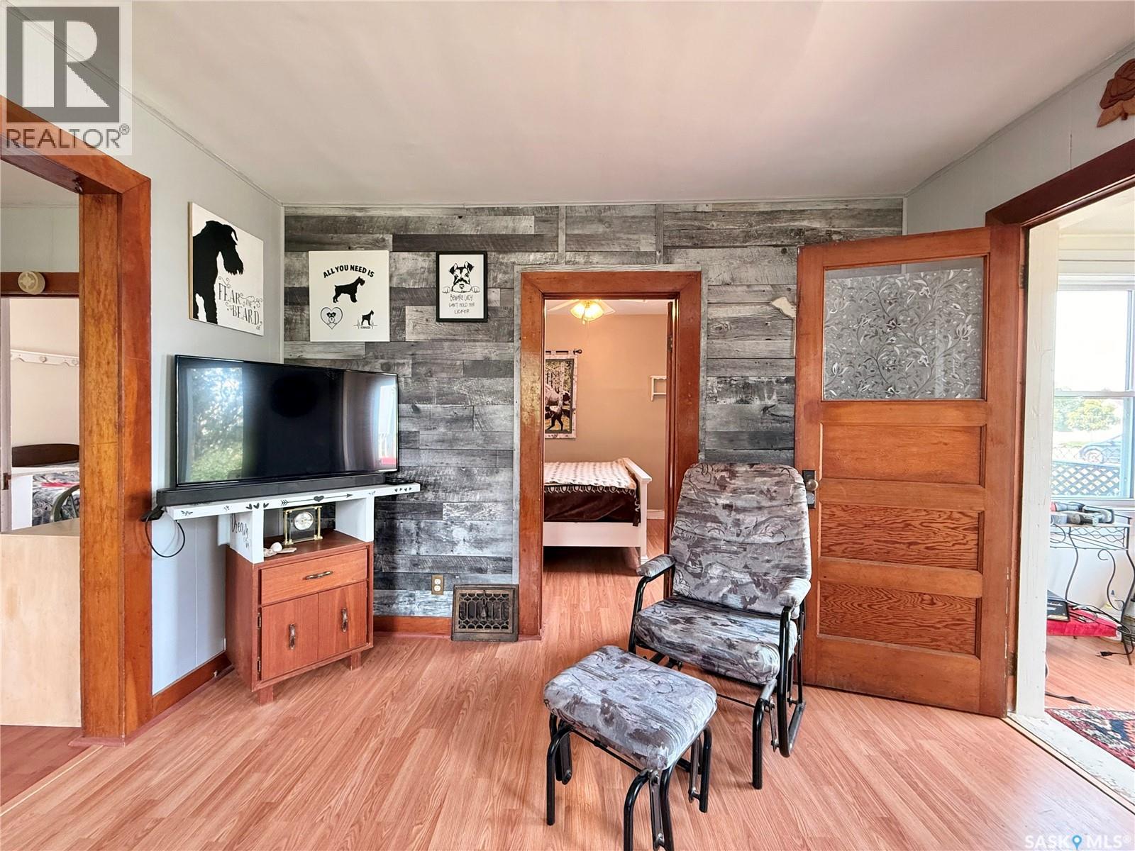 309 Railway Avenue W, Outlook, Saskatchewan  S0L 2N0 - Photo 4 - SK046300