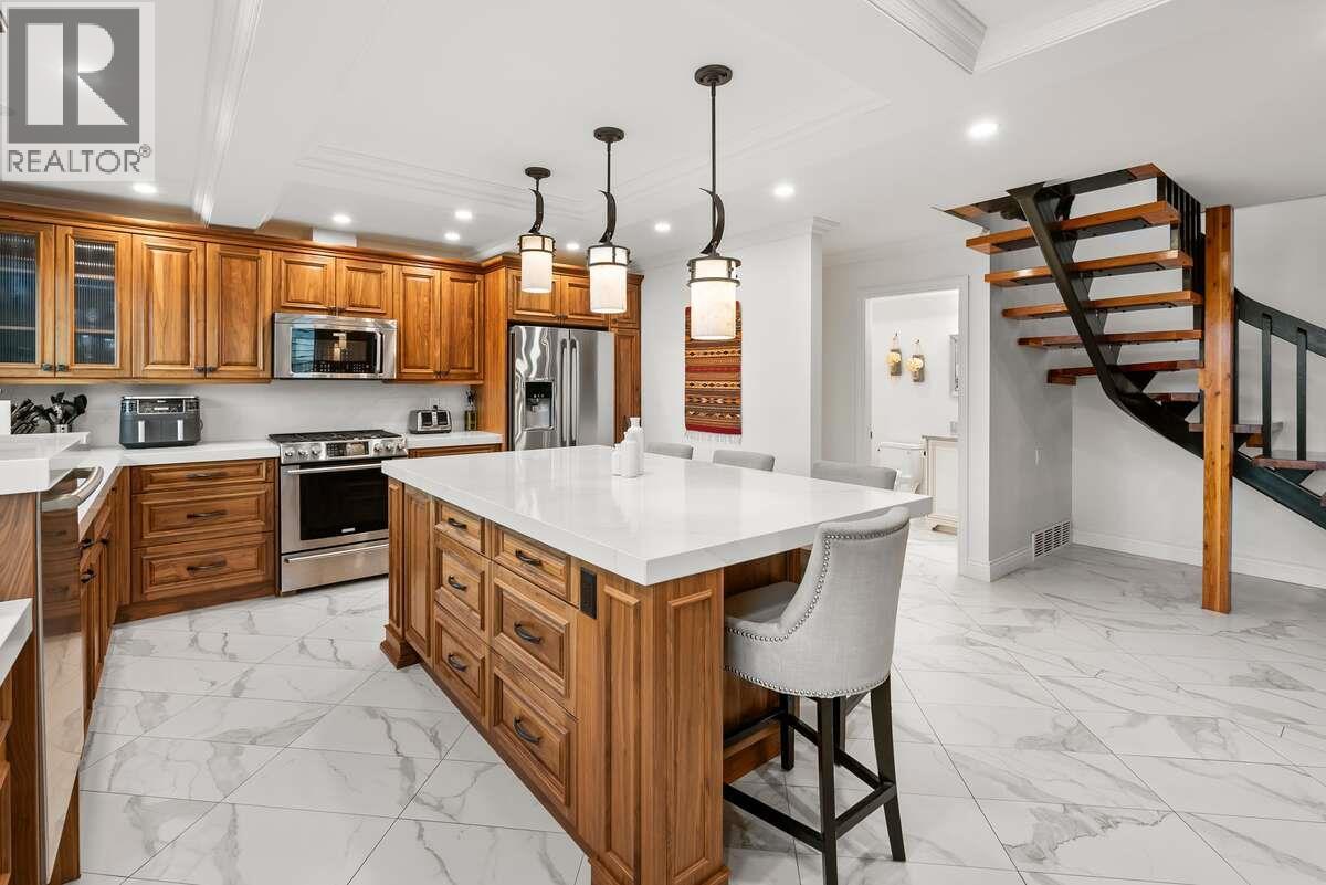 146 Yorkton Avenue, Penticton, British Columbia  V2A 3V2 - Photo 9 - 10386076