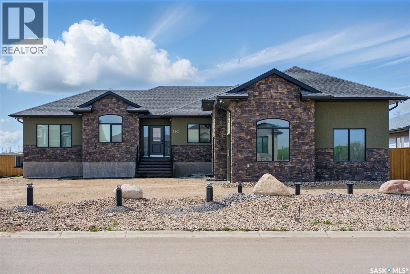 503 8th AVENUE E, Watrous, Saskatchewan