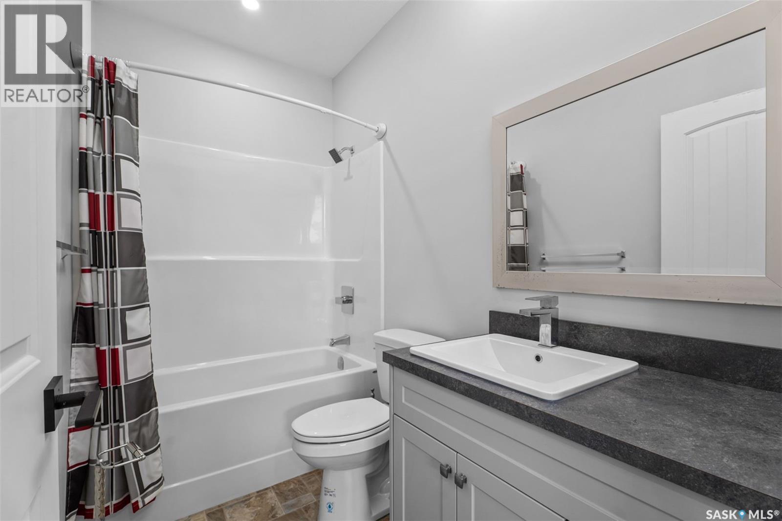 503 8th Avenue E, Watrous, Saskatchewan  S0K 4T0 - Photo 38 - SK046360