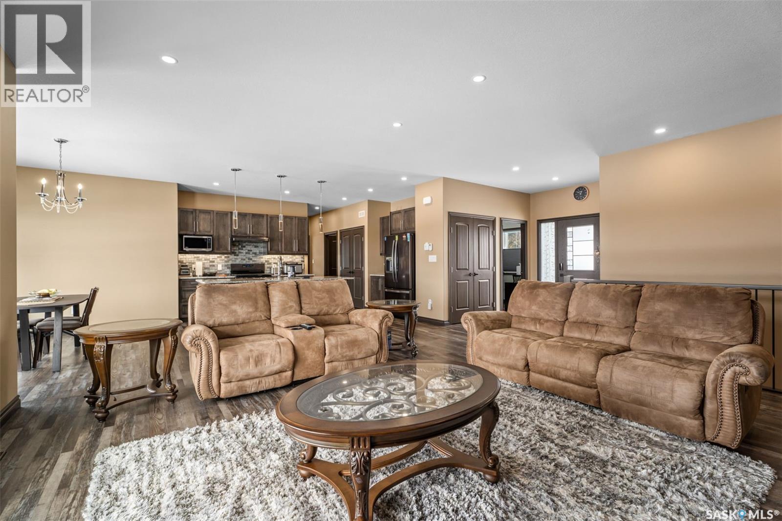 503 8th Avenue E, Watrous, Saskatchewan  S0K 4T0 - Photo 4 - SK046360