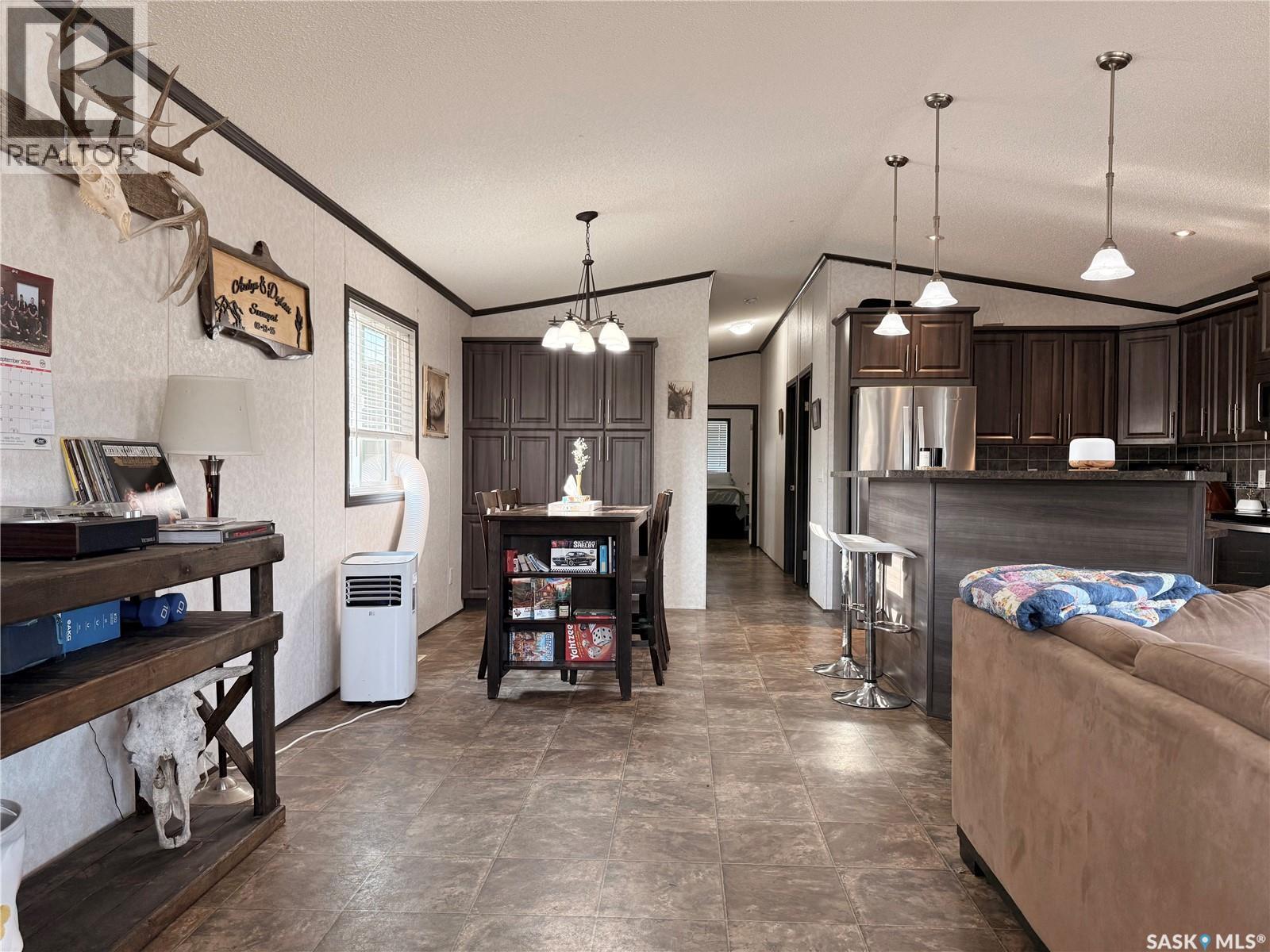 702 Prairie Avenue, Outlook, Saskatchewan  S0L 2N0 - Photo 5 - SK046299