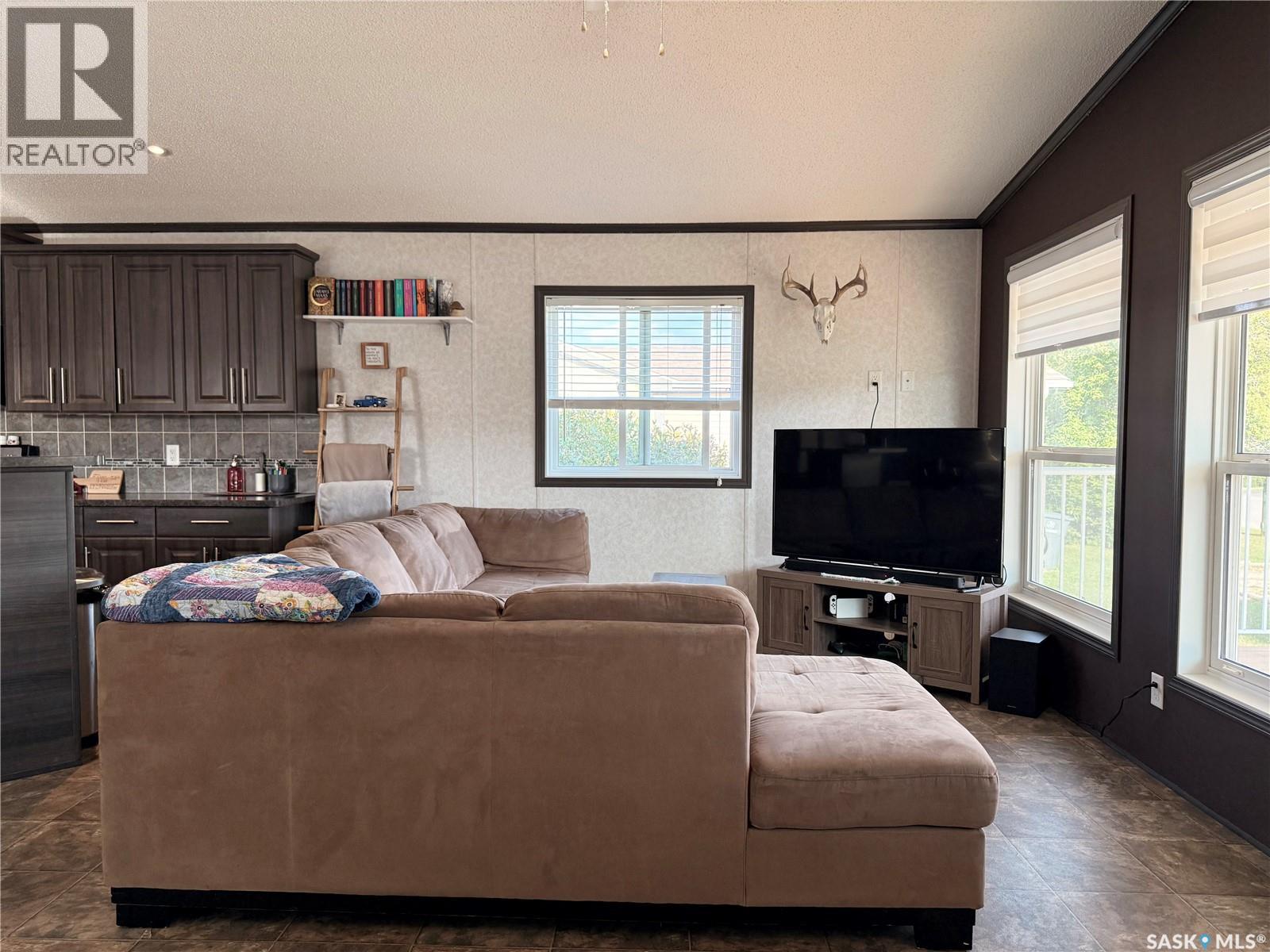 702 Prairie Avenue, Outlook, Saskatchewan  S0L 2N0 - Photo 6 - SK046299