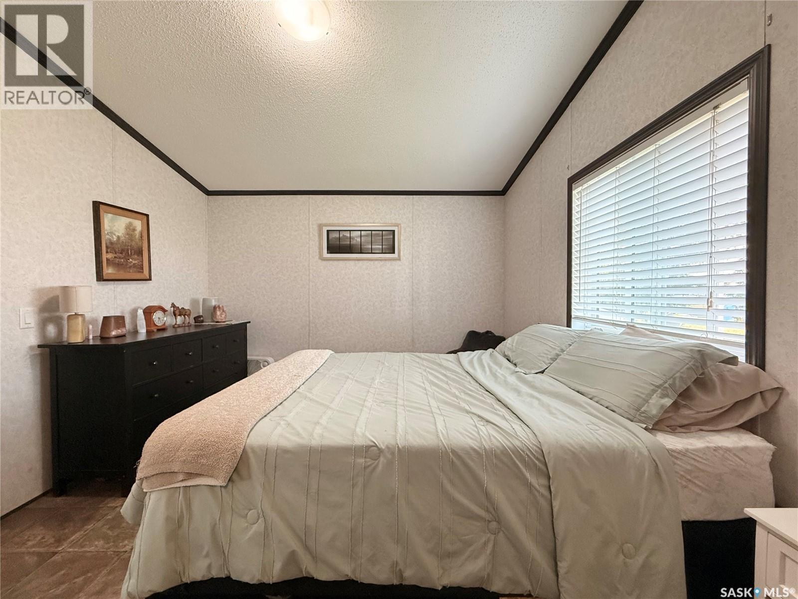702 Prairie Avenue, Outlook, Saskatchewan  S0L 2N0 - Photo 22 - SK046299