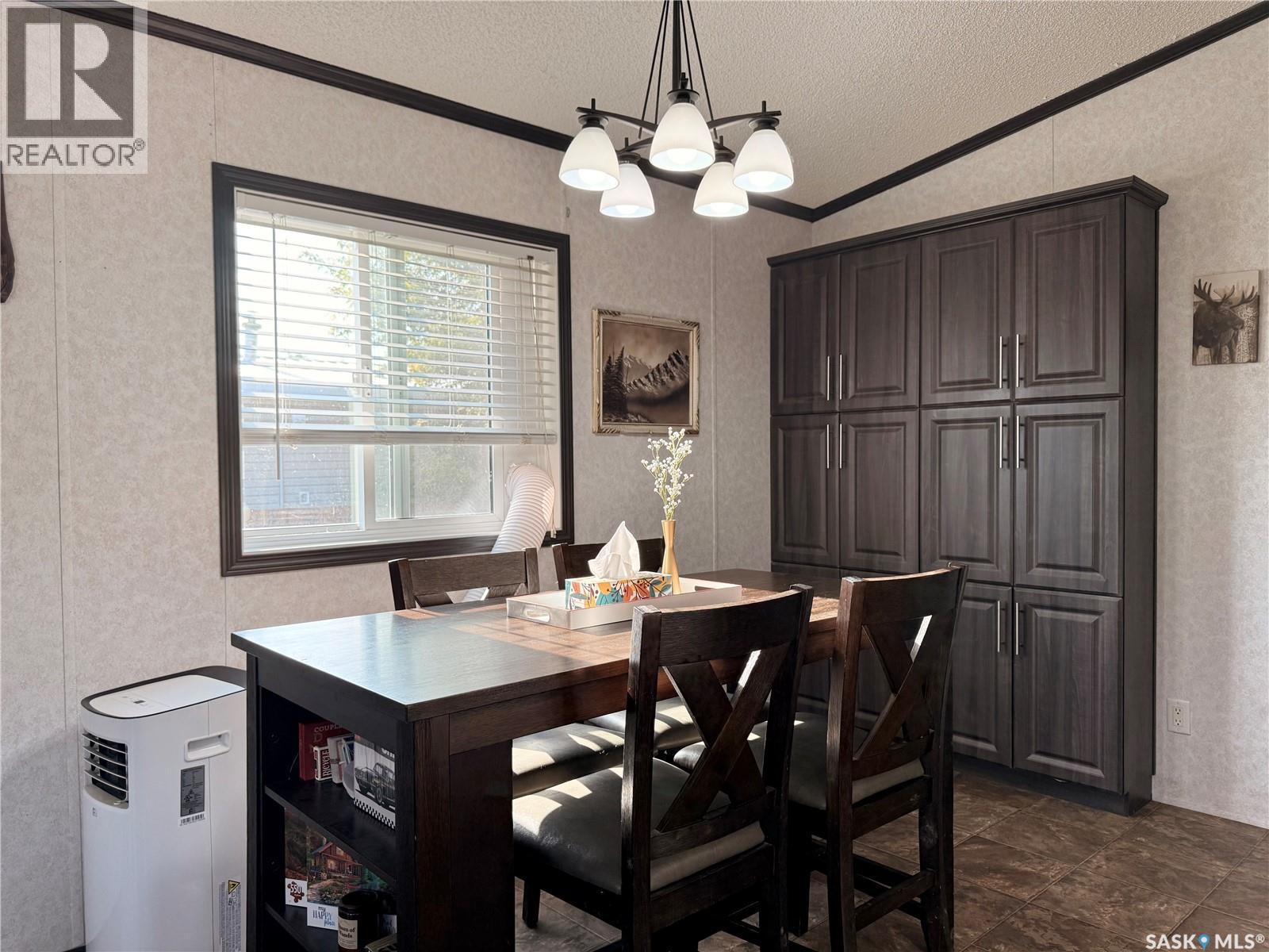 702 Prairie Avenue, Outlook, Saskatchewan  S0L 2N0 - Photo 11 - SK046299