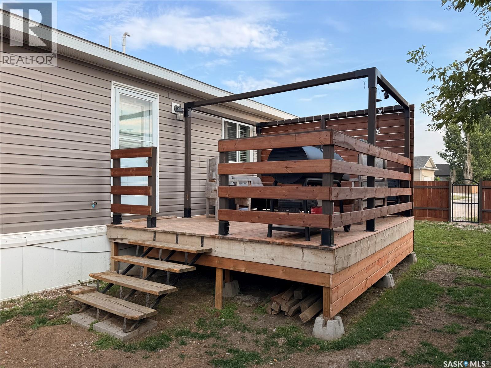 702 Prairie Avenue, Outlook, Saskatchewan  S0L 2N0 - Photo 25 - SK046299