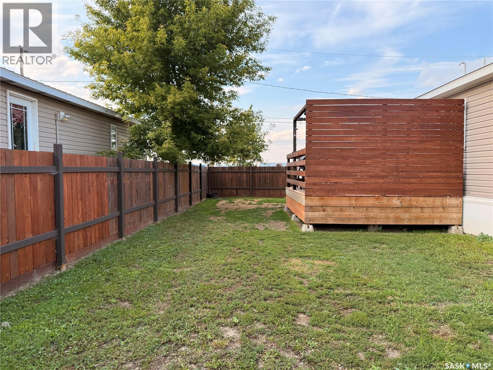 702 Prairie Avenue, Outlook, Saskatchewan  S0L 2N0 - Photo 28 - SK046299